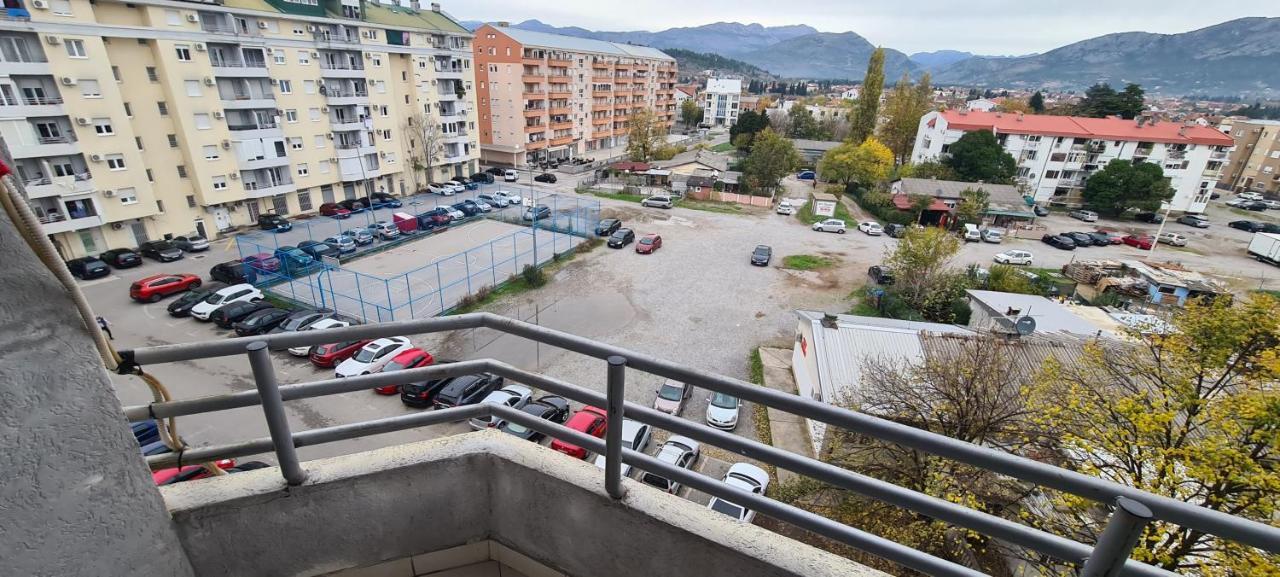 Apartman Velimir Stari Aerodrom Podgoriţa Exterior foto
