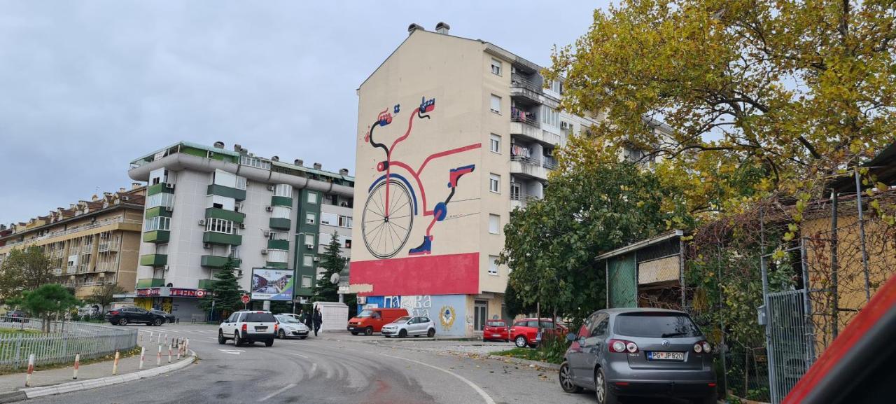 Apartman Velimir Stari Aerodrom Podgoriţa Exterior foto