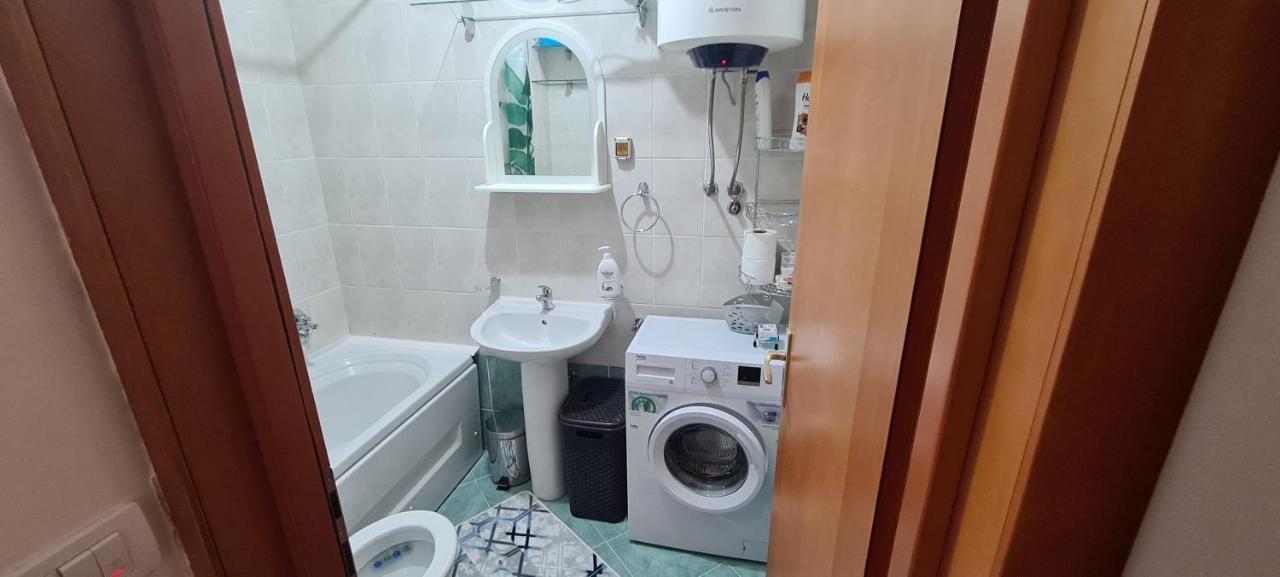 Apartman Velimir Stari Aerodrom Podgoriţa Exterior foto